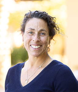 Dr. Claudia Benitez-Nelson