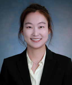 Cathy Jun headshot